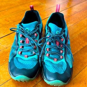 Women’s Merrell Shoes Size 8.5